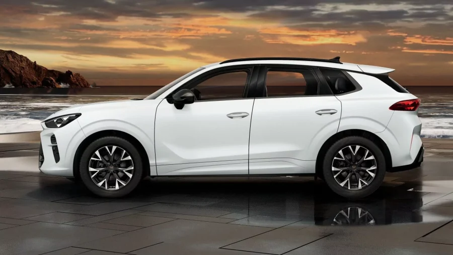 Renting Cupra Terramar1.5 eTSI 110kW DSG Blanco Glacial (Metalizado), Gris Timanfaya (Metalizado) Sin Entrada