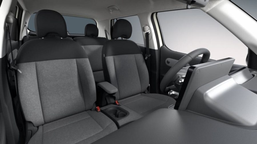 Renting Hyundai Inster42 KWh Maxx Unbleached Ivory Sin Entrada