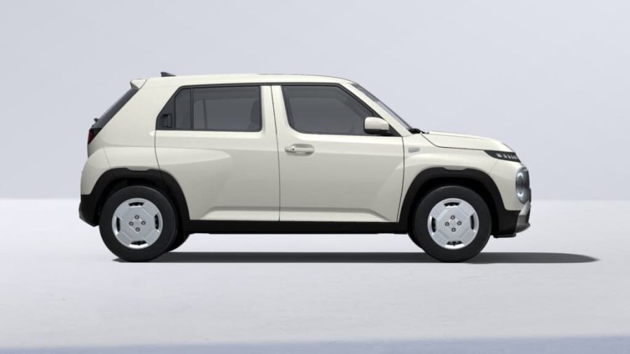 Renting Hyundai Inster42 KWh Maxx Unbleached Ivory Sin Entrada