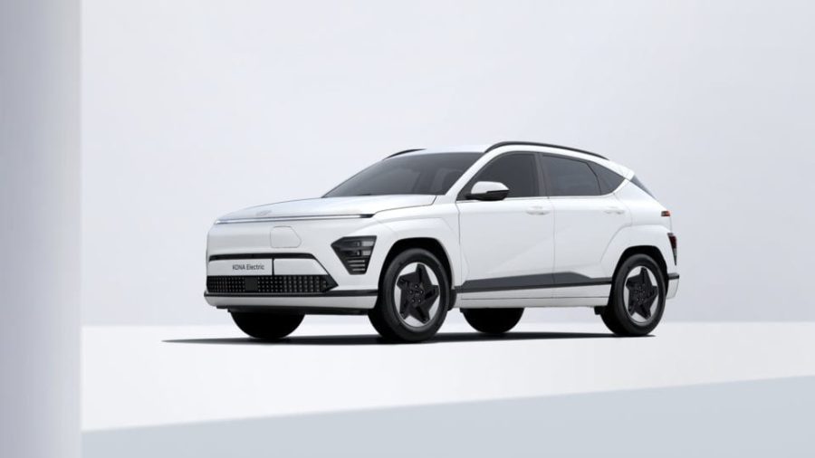 Renting Hyundai KonaEV Flexx Atlas White Sin Entrada