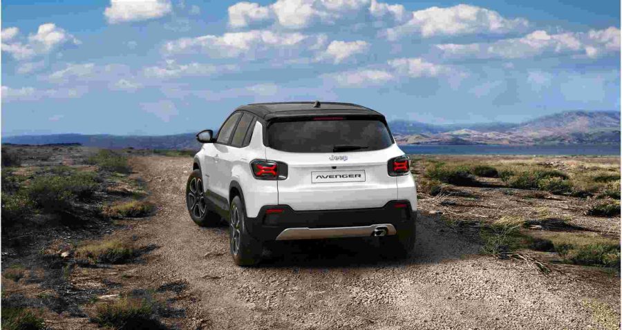 Renting Jeep Avenger1.2 G Summit Blanco Snow / Techo Negro, Gris Stone / Techo Negro, Gris Granite / Techo Negro, Gris Granite / Techo Negro, Amarillo Sun / Techo Negro, Rojo Ruby / Techo Negro Sin Entrada