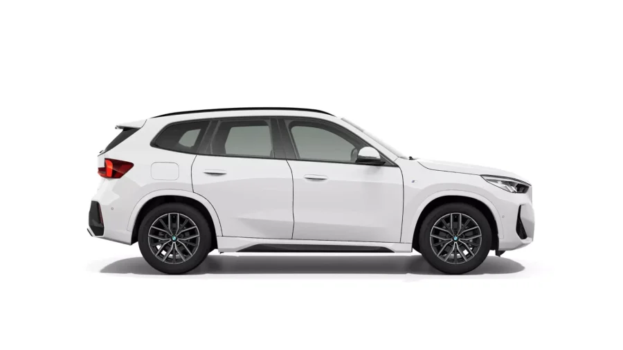 Renting BMW X1sDrive18d M Sport Alpine White Sin Entrada