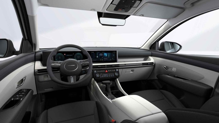 Renting Hyundai Tucson1.6 CRDi 48V DCT Maxx Atlas White Sin Entrada
