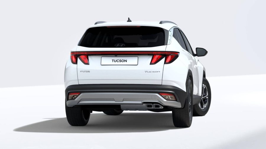 Renting Hyundai Tucson1.6 CRDi 48V DCT Maxx Atlas White Sin Entrada