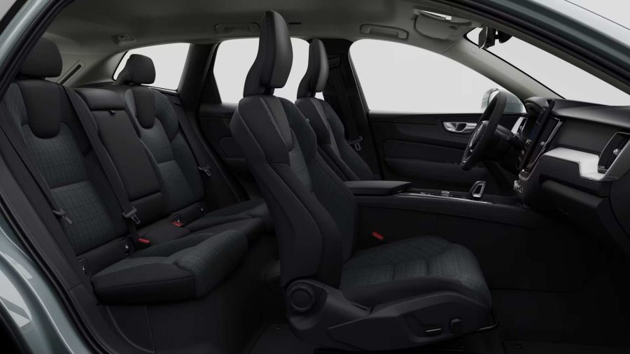 Renting Volvo XC602.0 B5 G MHEV AWD Auto Core Vapour Grey Sin Entrada