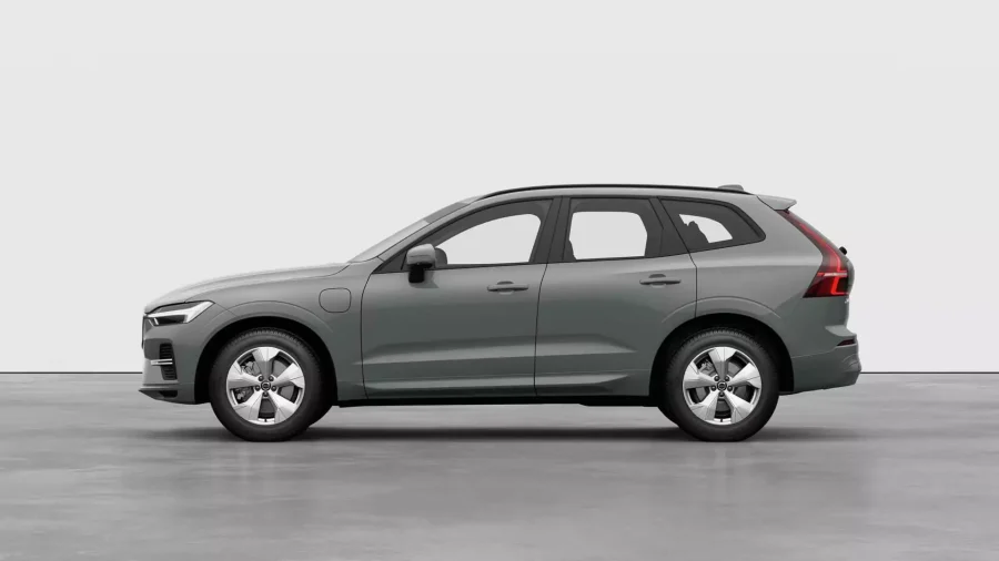 Renting Volvo XC602.0 B5 G MHEV AWD Auto Core Vapour Grey Sin Entrada