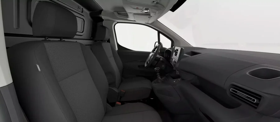 Renting Toyota Proace CityVAN L1 GX PLUS Blanco Sin Entrada