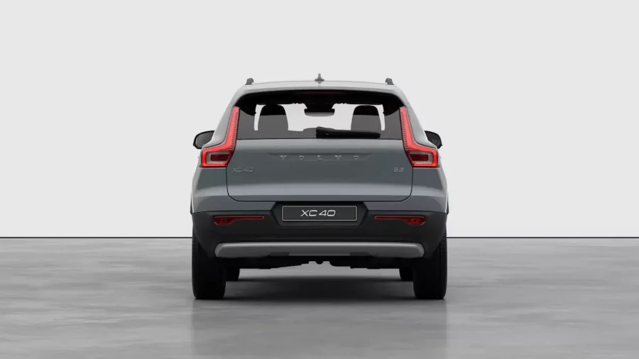 Renting Volvo XC402.0 B3 G Core Auto Vapour Grey Sin Entrada