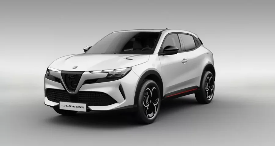 Renting Alfa Romeo JuniorIbrida Speciale Blanco Sempione Sin Entrada