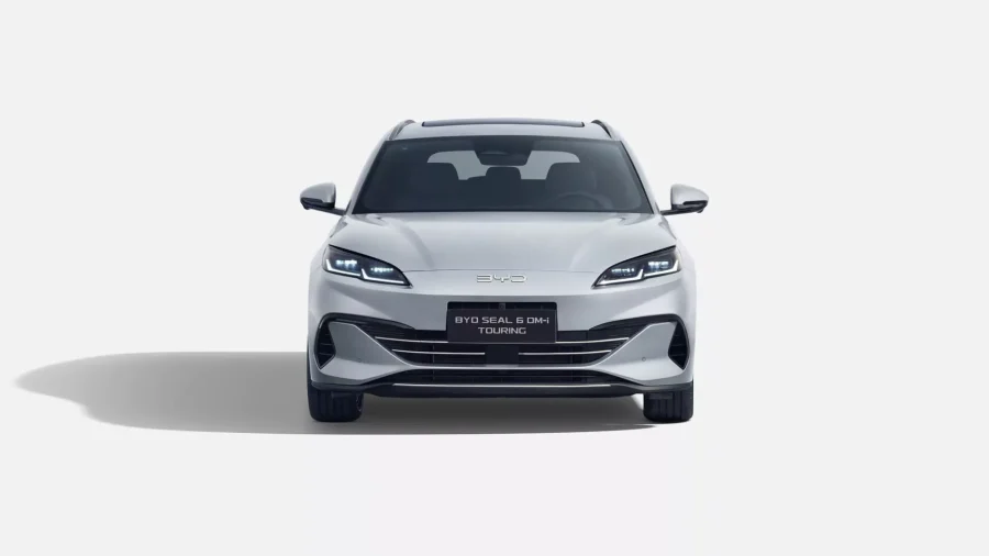 Renting BYD SEAL 6 TOURINGDM-i Comfort Polar White Sin Entrada