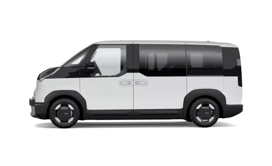 Renting Kia PV5Passenger L2 H1 LR Plus Clear White, Aurora Black Sin Entrada