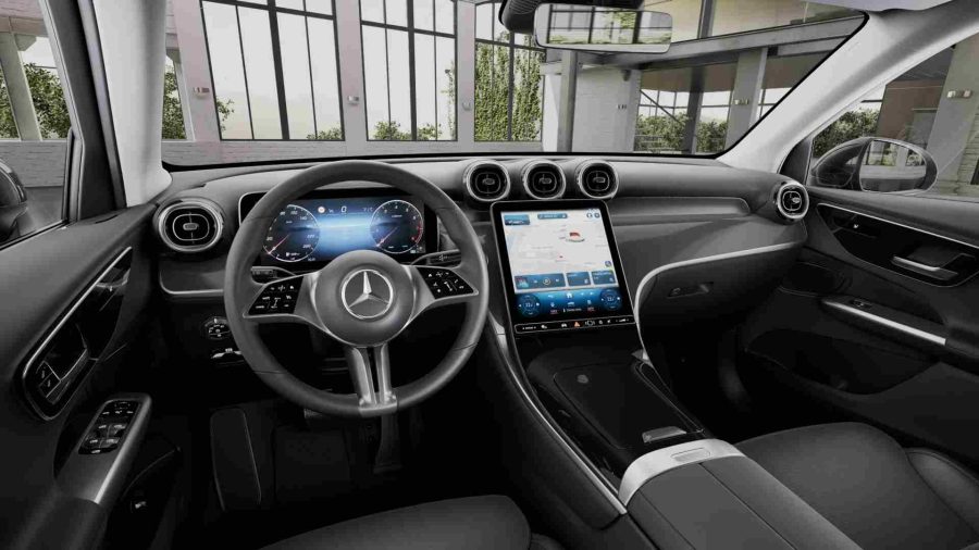 Renting Mercedes Benz GLC220d 4MATIC Plata High-Tech Sin Entrada