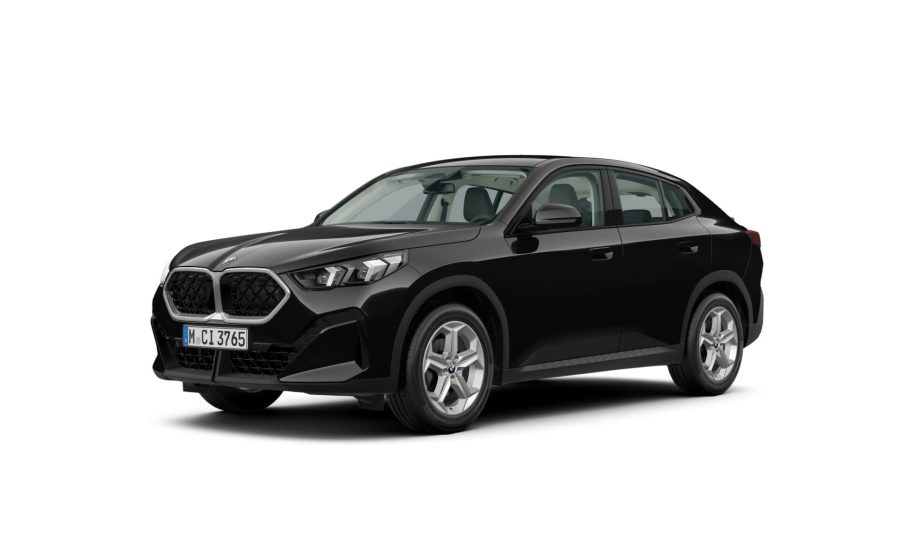 Renting BMW X2sDrive18d Black Sin Entrada
