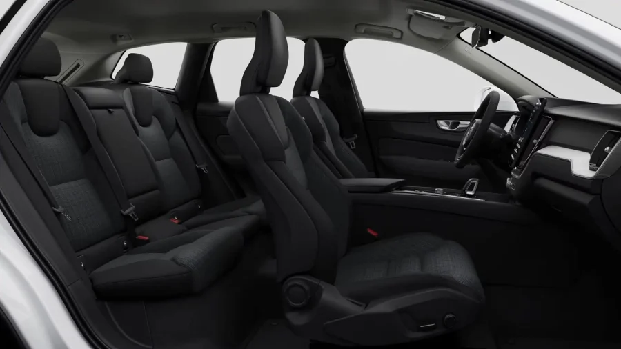 Renting Volvo XC602.0 B5 G MHEV AWD Auto Core Ice White Sin Entrada