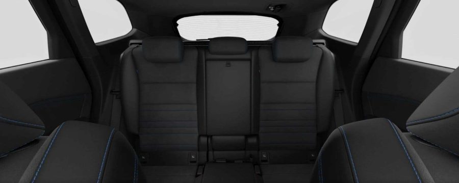 Renting BMW X1sDrive20d M Sport Alpine White Sin Entrada