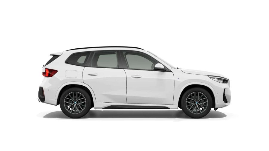 Renting BMW X1sDrive20d M Sport Alpine White Sin Entrada