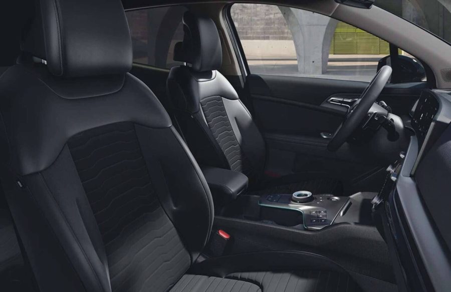 Renting Kia Niro1.6 GDi HEV Concept Clear White Sin Entrada