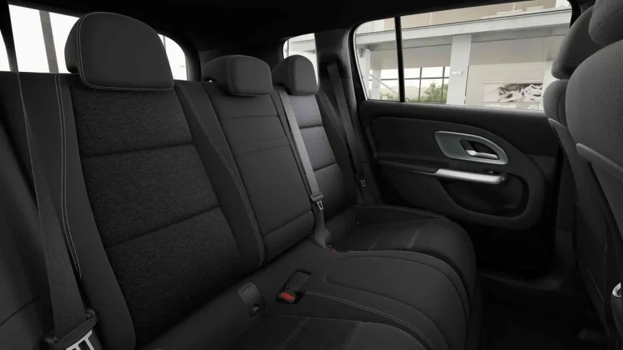 Renting Mercedes Benz GLB250+ EQ Negro Cosmo Sin Entrada