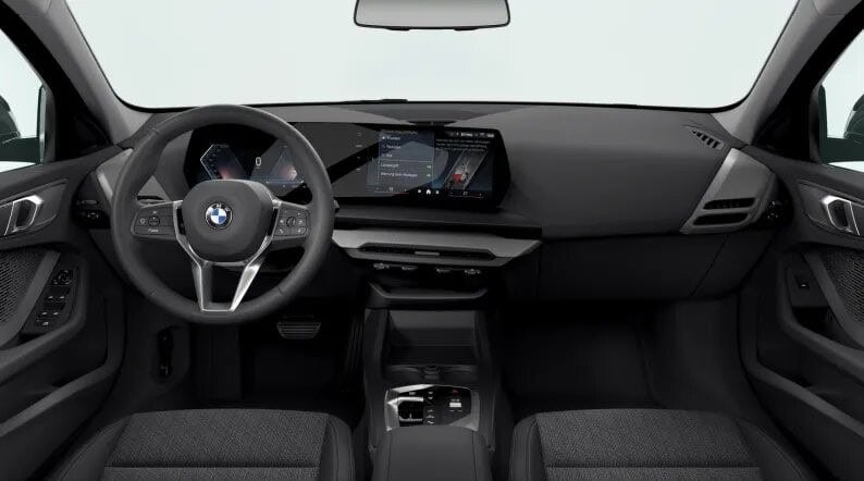 Renting BMW Serie 1116 Black Sin Entrada