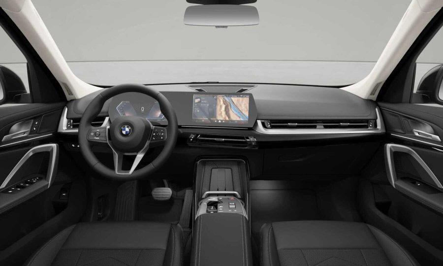 Renting BMW X1sDrive 20d Black Saphire Sin Entrada