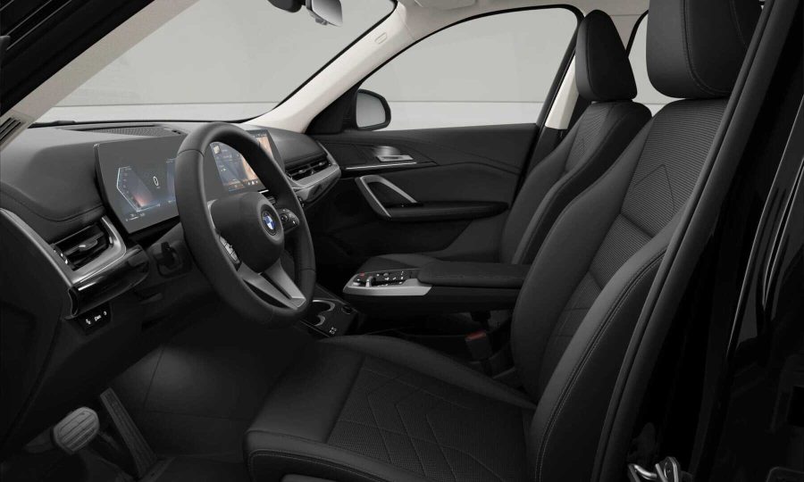 Renting BMW X1sDrive 20d Black Saphire Sin Entrada