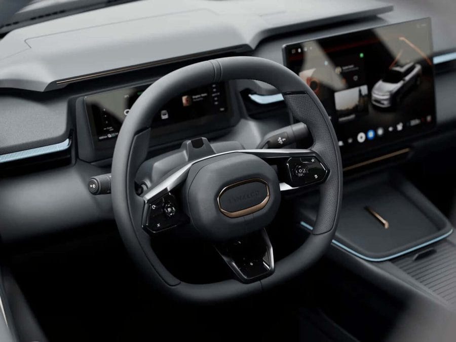 Renting Lynk & Co 081.5 PHEV Core Storm Gray Sin Entrada