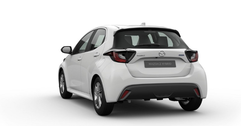 Renting Mazda 21.5 CVT Centre-Line Lunar White Sin Entrada