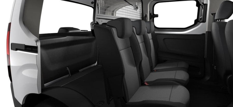 Renting Citroën BerlingoTalla M BlueHDi 100 S&S You Blanco Banquisen Sin Entrada