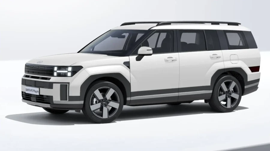 Renting Hyundai Santa Fe1.6T PHEV 4X4 AT Maxx White Cream Sin Entrada