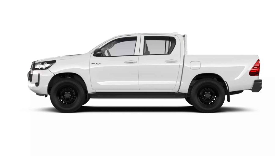 Renting Toyota Hilux2.4B 6AT Doble Cabina GX Blanco Classic Sin Entrada