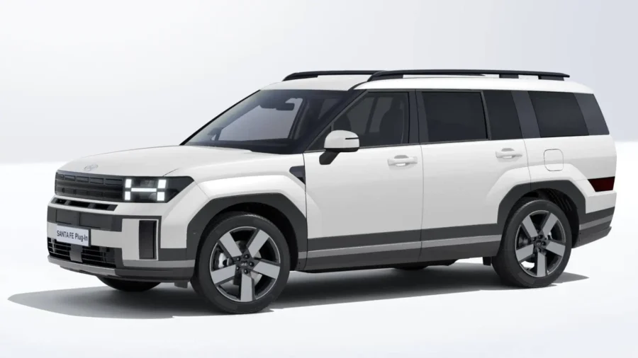 Renting Hyundai Santa Fe1.6 TGDi PHEV 4X4 AT Style Creamy White Sin Entrada