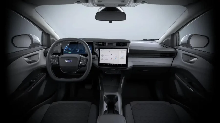 Renting Ford PumaGen-E 46.8kWh Negro Agate Sin Entrada