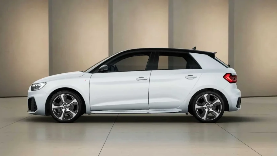 Renting Audi A1 Sportback30 TFSI S tronic Adrenalin Blanco Glaciar / Techo Negro Sin Entrada