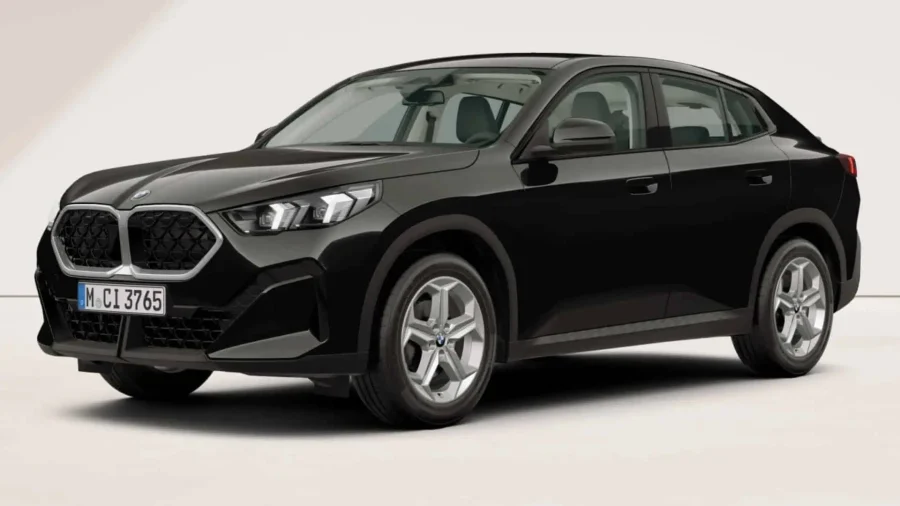 Renting BMW X2sDrive20d Black Solid Sin Entrada