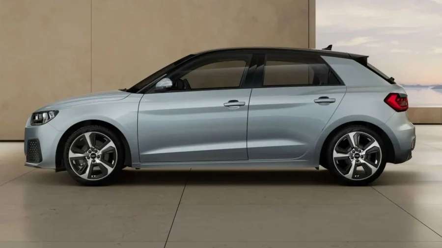 Renting Audi A1 Sportback30 TFSI S tronic Adrenalin Gris Flecha / Techo Negro, Blanco Glaciar / Techo Negro Sin Entrada