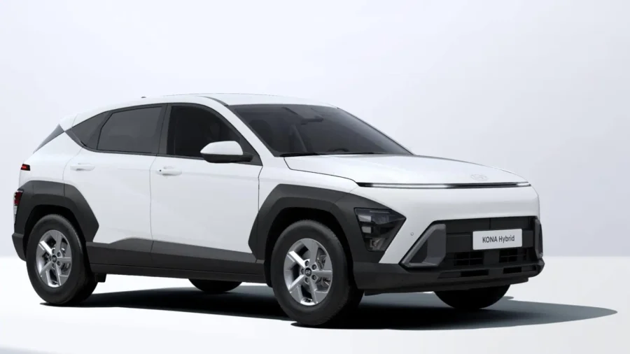 Renting Hyundai KonaHEV 1.6 GDi DT Maxx Atlas White, Ecotronic Gray Sin Entrada