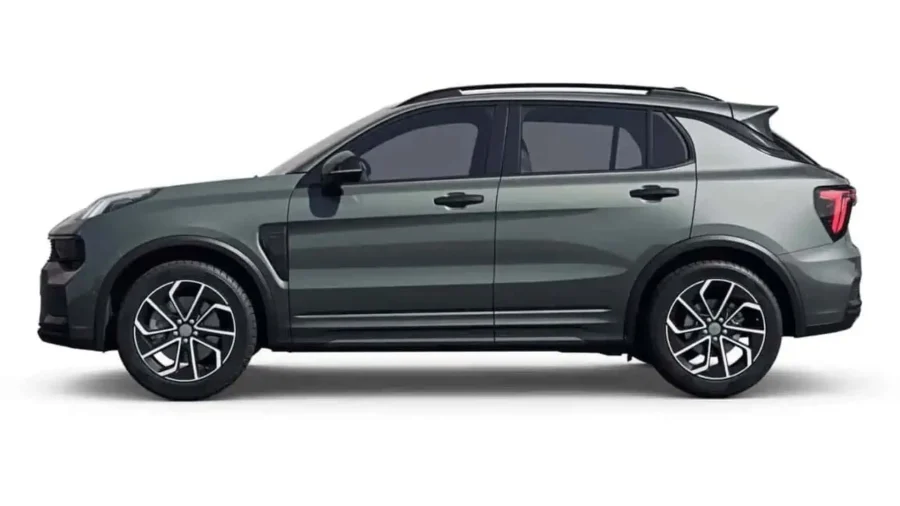 Renting Lynk & Co 011.5 PHEV Core Mineral Green, Crystal White, Sparking Black Sin Entrada