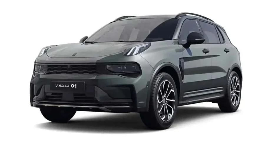 Renting Lynk & Co 011.5 PHEV Core Mineral Green, Crystal White, Sparking Black Sin Entrada