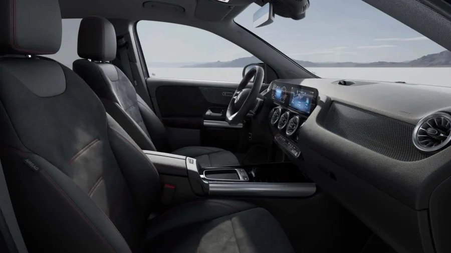 Renting Mercedes Benz GLA200 D AMG Line Blanco Polar Sin Entrada