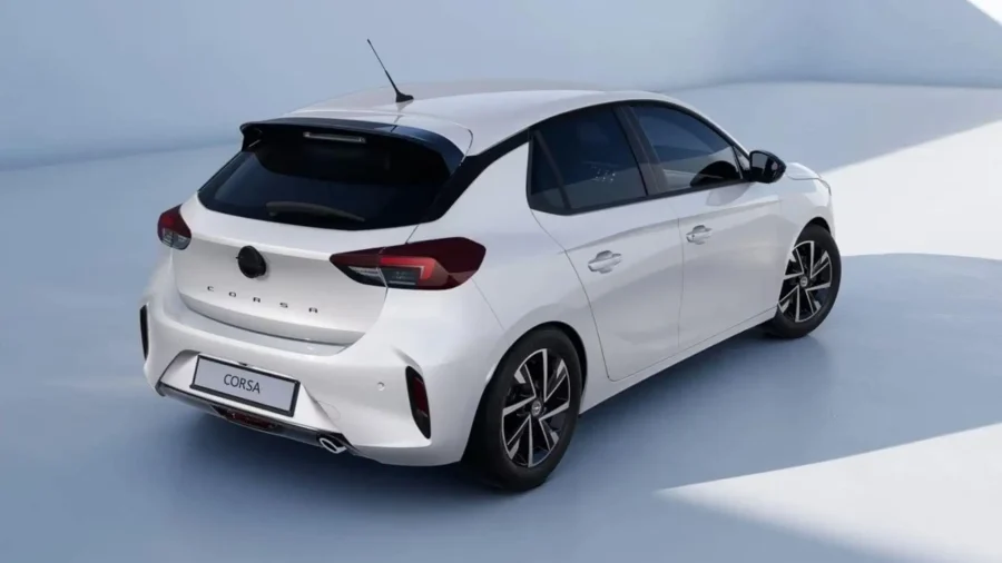 Renting Opel CorsaGS Line Arktis White Sin Entrada