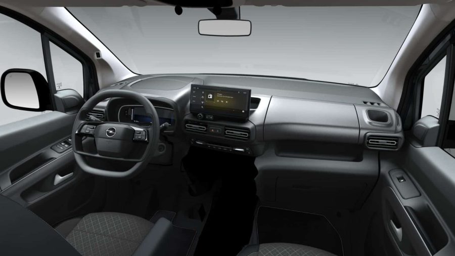 Renting Opel Combo1.5 TD S/S AT8 Ultimate Kiama Blue Sin Entrada