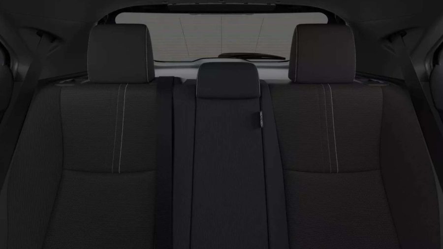 Renting Toyota Yaris CrossHybrid 130 e-CVT 5P Active Negro Azabache Sin Entrada